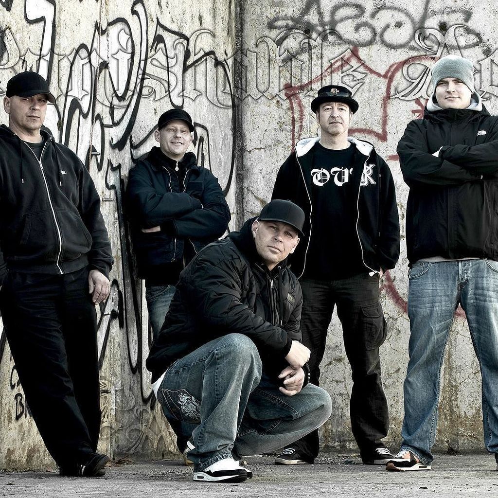 EndlessFestival's tweet photo. Berlin Hardcore Urgesteine: @punishableact1985 endlich wieder dabei!
#punishableact #hard… https://t.co/8OLCfjHfRg https://t.co/nxxVHOwUcc