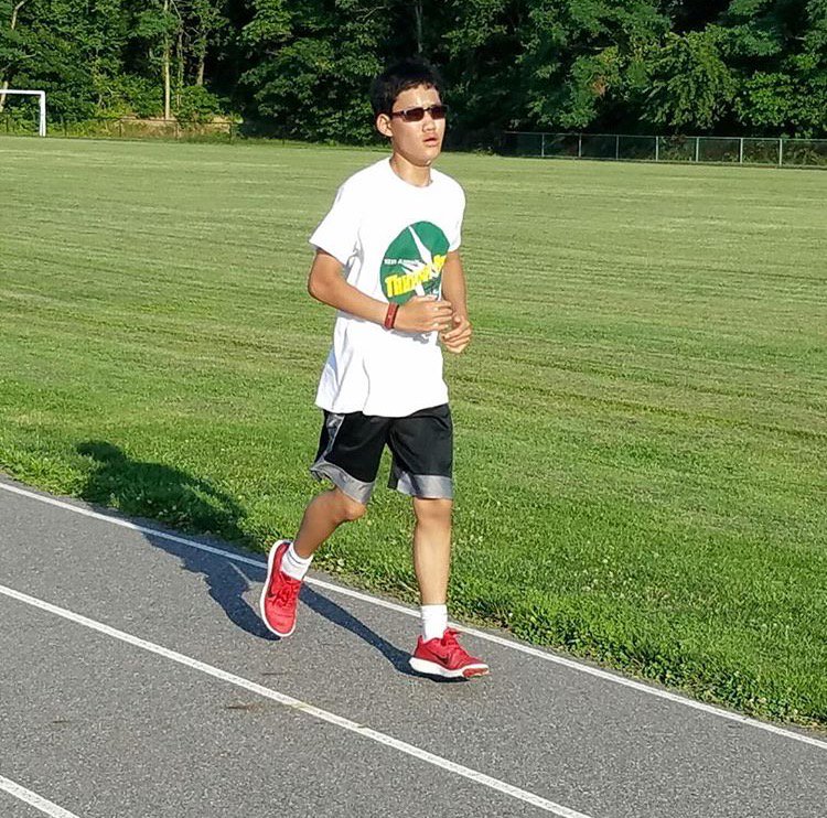 MakeAWishSuffCo's tweet photo. "Frankie couldn't walk a 5K with us last year but ran 3 miles tonight. There's no stopping him." #fearless4wishes https://t.co/lmYRzId6tL