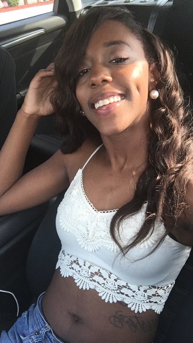 FaceeDownAssUp_'s tweet photo. Really just been glo'in up y'all 😘👌🏾 https://t.co/zUtKsN7E8q