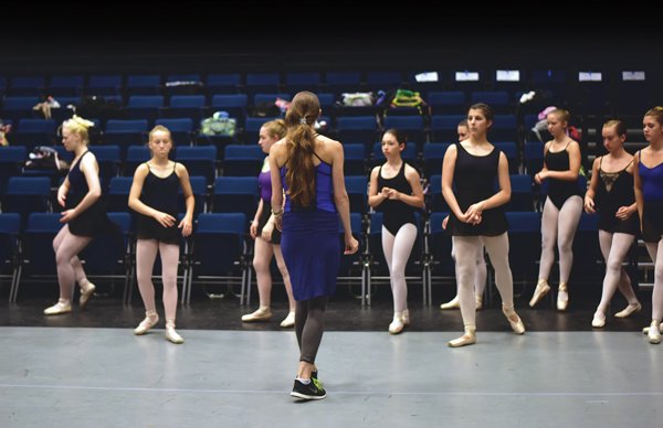 Dance_Magazine tweet picture