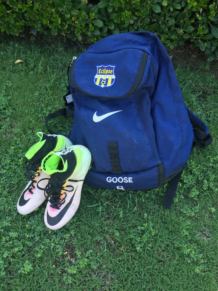 SVSCEclipseG01's tweet photo. On the road again to find these girls the college of their dreams @DMCVSharks tournament @USYouthSoccer https://t.co/oTYDtsRJnp