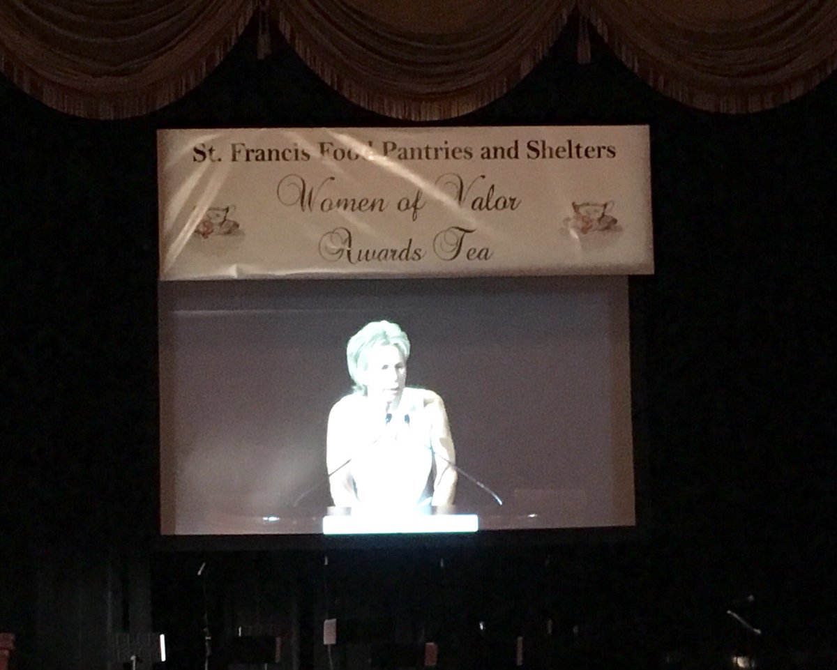 KatCusack's tweet photo. Celebrating with @CREWNewYork @StFFP #womenofvalor #stffptea πΎβοΈπ @WaldorfNYC keynote @WomentoWomen https://t.co/3nmZc5RHsA