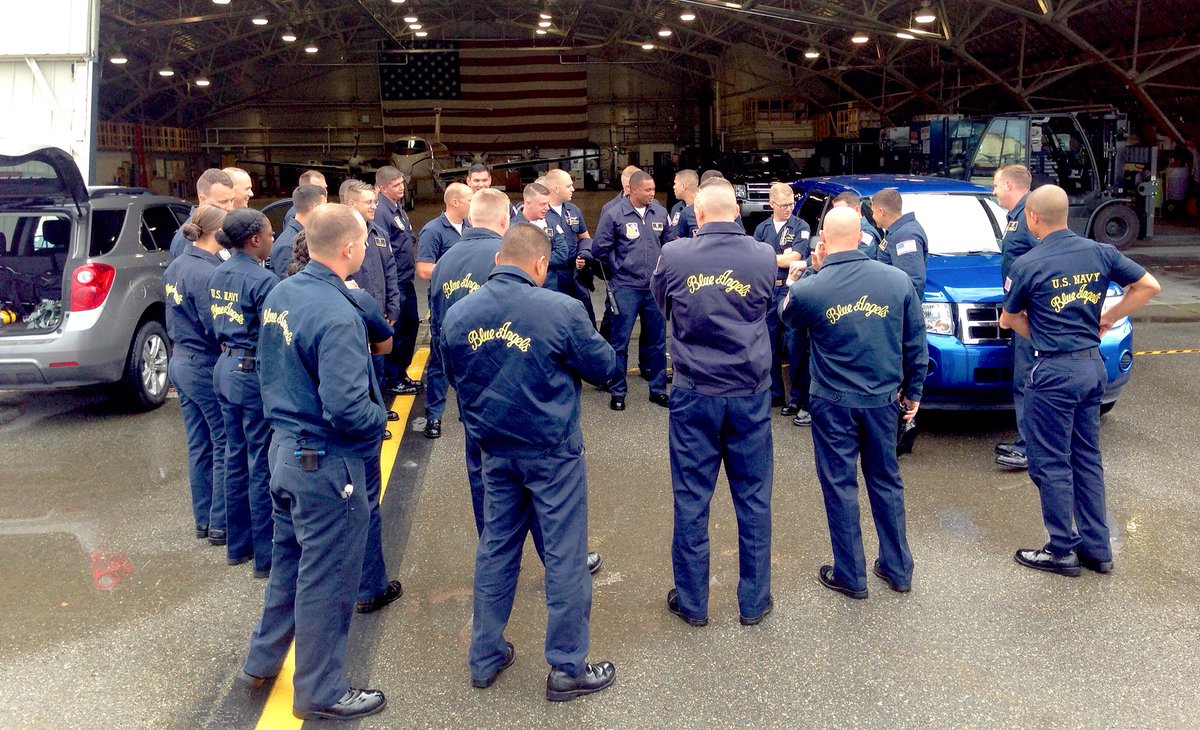 BlueAngels's tweet photo. Time to get the jets ready for today's practice in Anchorage! #ATOH #BlueAngelsPractice #BlueAngelsMaintenance https://t.co/WmSieMQZKy