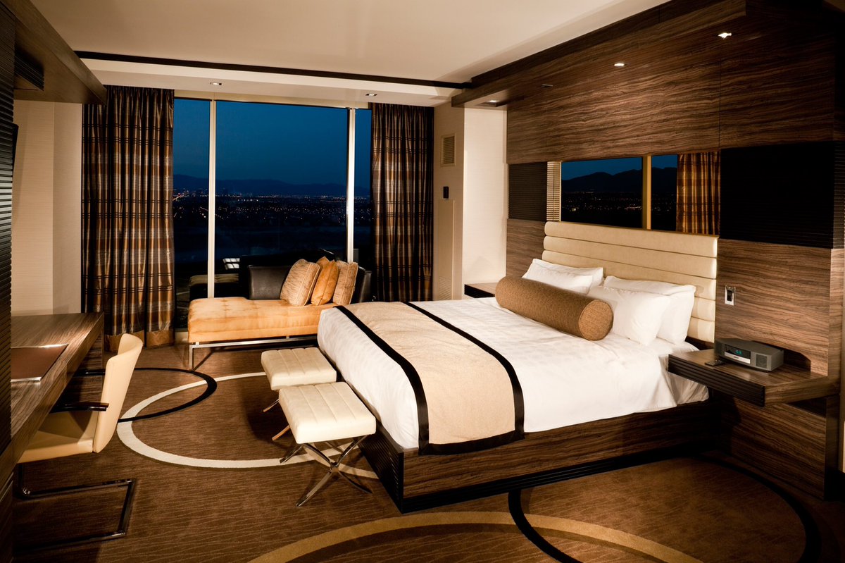 FamousRolGay's tweet photo. ¡FamousGayRol ha regresado! Solo se aceptan famosos NO INVENTADOS 

Rol gay ambientado en un lujoso hotel 🏨

¿RT? https://t.co/Ee5PCtJub4