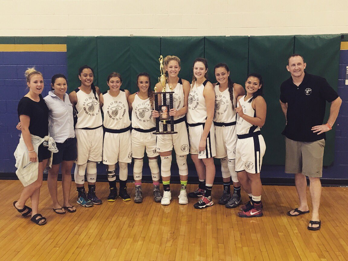 AddisonEstelle's tweet image. Tournament champs🏆 Loved competing against a team from New Zealand, great way to finished out the week❤️🙌🏻