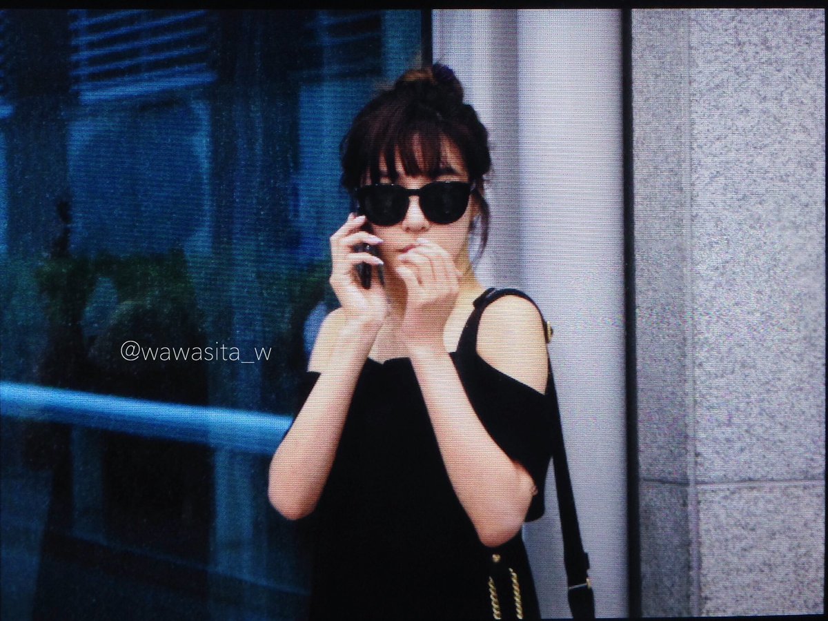 [PIC][29-07-2016]Tiffany trở về Hàn Quốc vào sáng sớm nay Coe2htNUsAA48YS