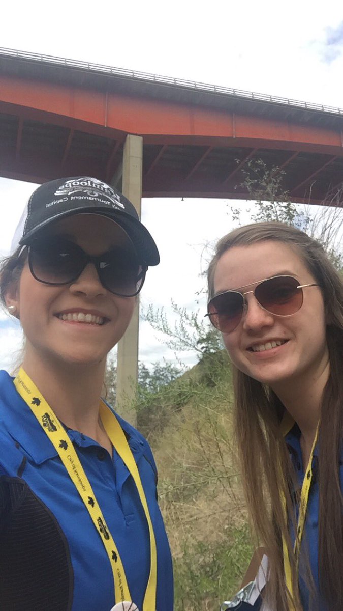 #tbt to last weekend when Katie and Kaitlyn took some students on a hike through Peterson Creek! #thinkecosmart