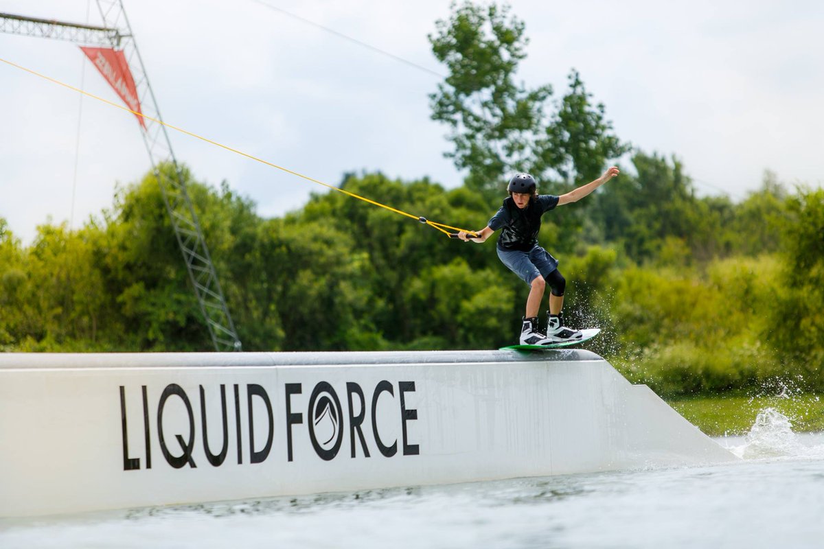 Liquid Force tweet media