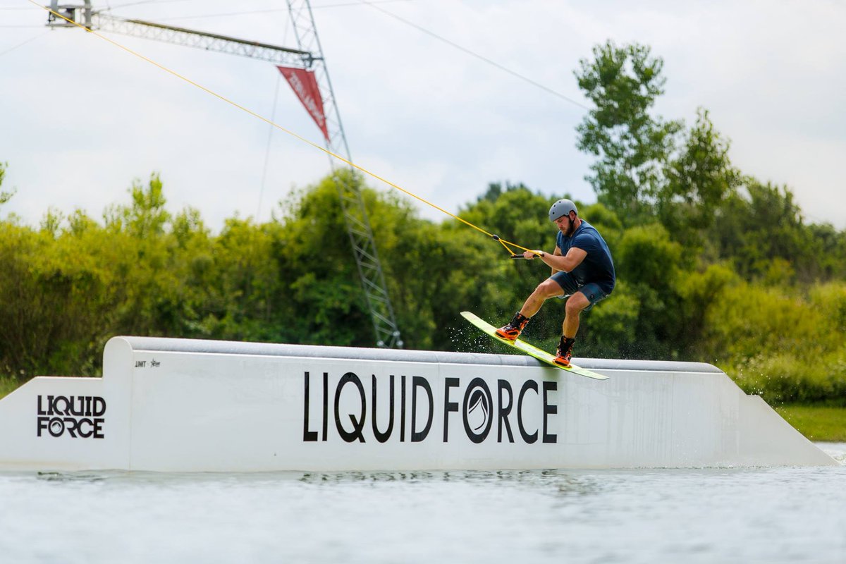 Liquid Force tweet media