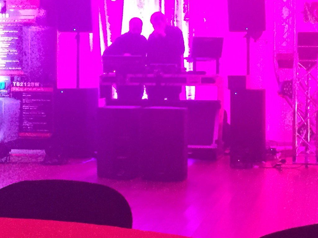 Soundmakerrr's tweet image. Guest it's my lucky day, just won pair of 15" active speakers, thanks Audiocenter and BC Electronics