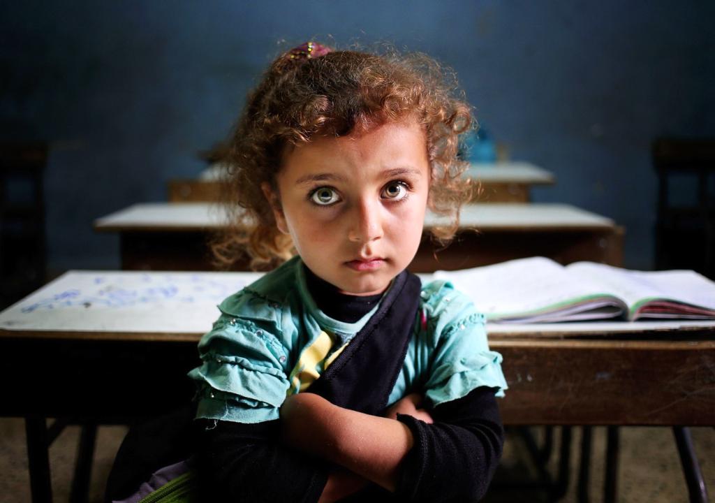 amnestyusa's tweet photo. On 65th anniv of UN #Refugee Convention, 65 mil. people are displaced. It's time for change. https://t.co/0WJboeFx43 https://t.co/Zfel5tfnD0