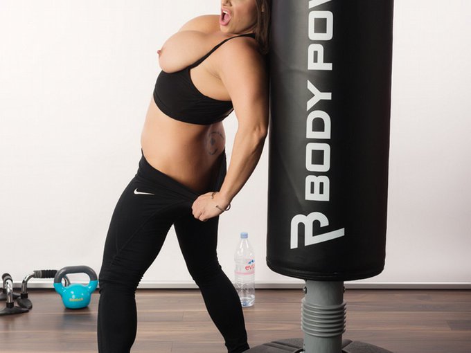 I'm online right now @Skyprivate my private profile: https://t.co/dIJXczq8Qg Please RT. thanks! https://t<a class="tags" href="/tag/skyprivate">@skyprivate</a><a href="/tag/glambidz"class="tags"><span>#glambidz</span></a>