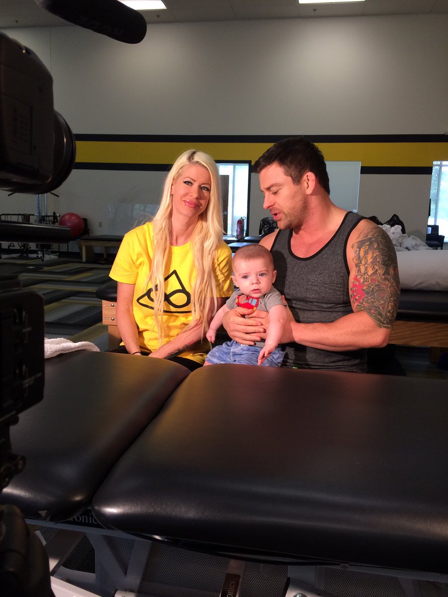 Rev8lution_PT's tweet photo. @ActualALove has joined. Ask questions by using the hashtag #DaveyTheReturn https://t.co/y4f8OJ1yKw