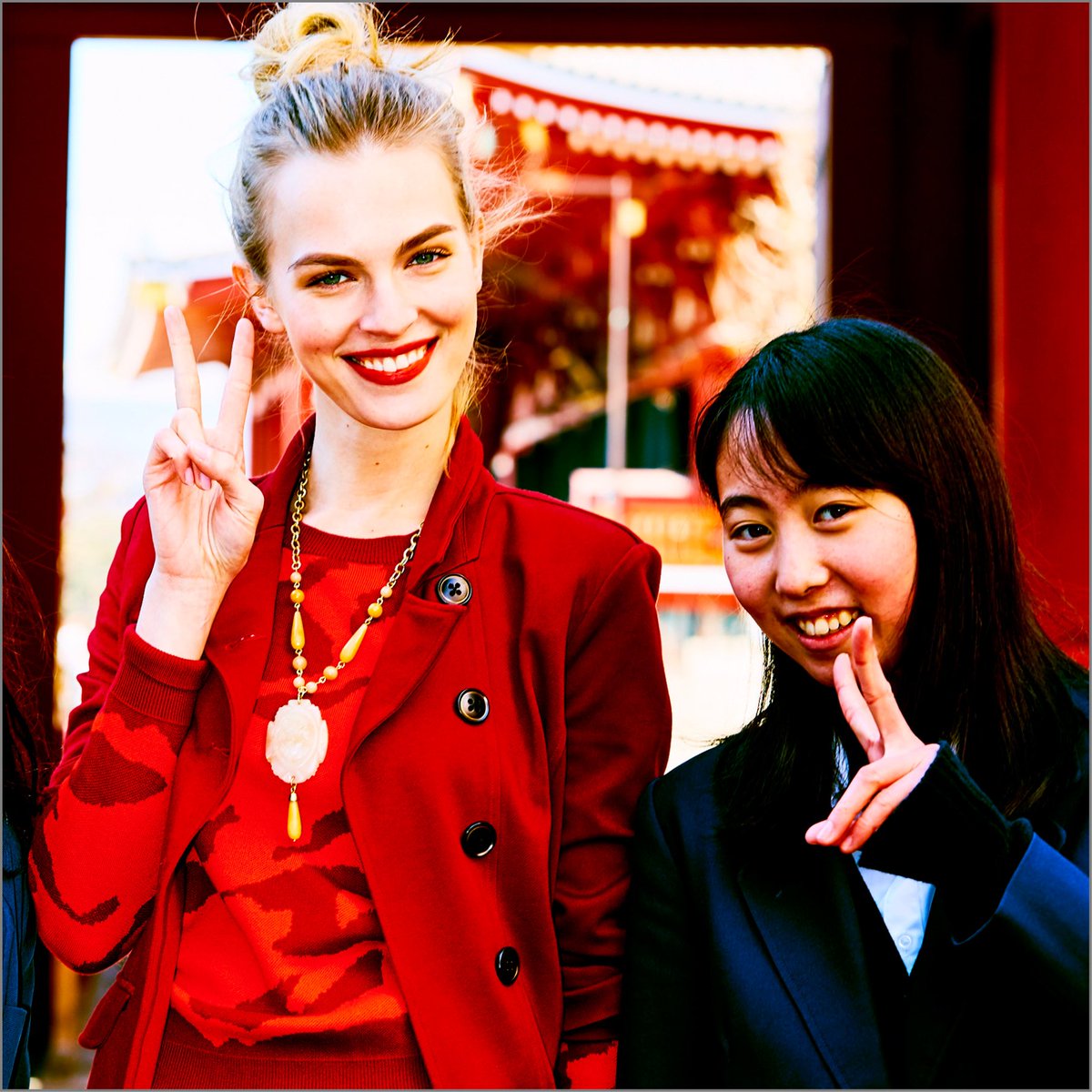 cabiclothing's tweet photo. In Tokyo on set of our Fall 2016 campaign photoshoot. RT if you're loving the Collection! #TBT #cabiclothing https://t.co/2JjcvdOduW