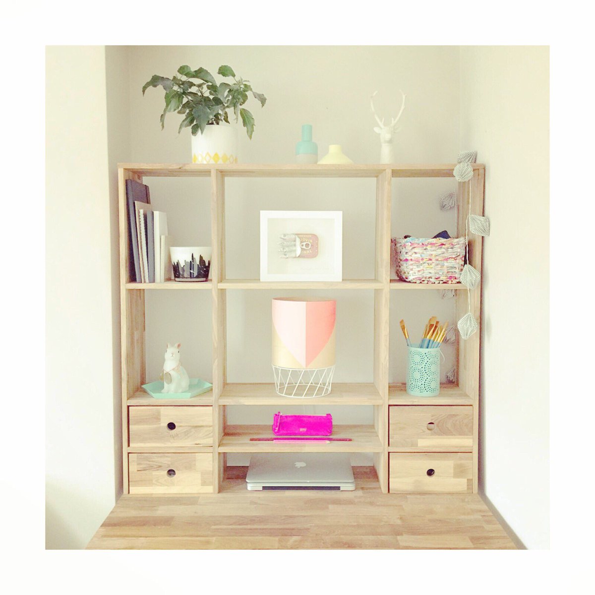 SPCCollection's tweet image. Organised #styling with #London #living. 
#accessories #tidy #lifestyle