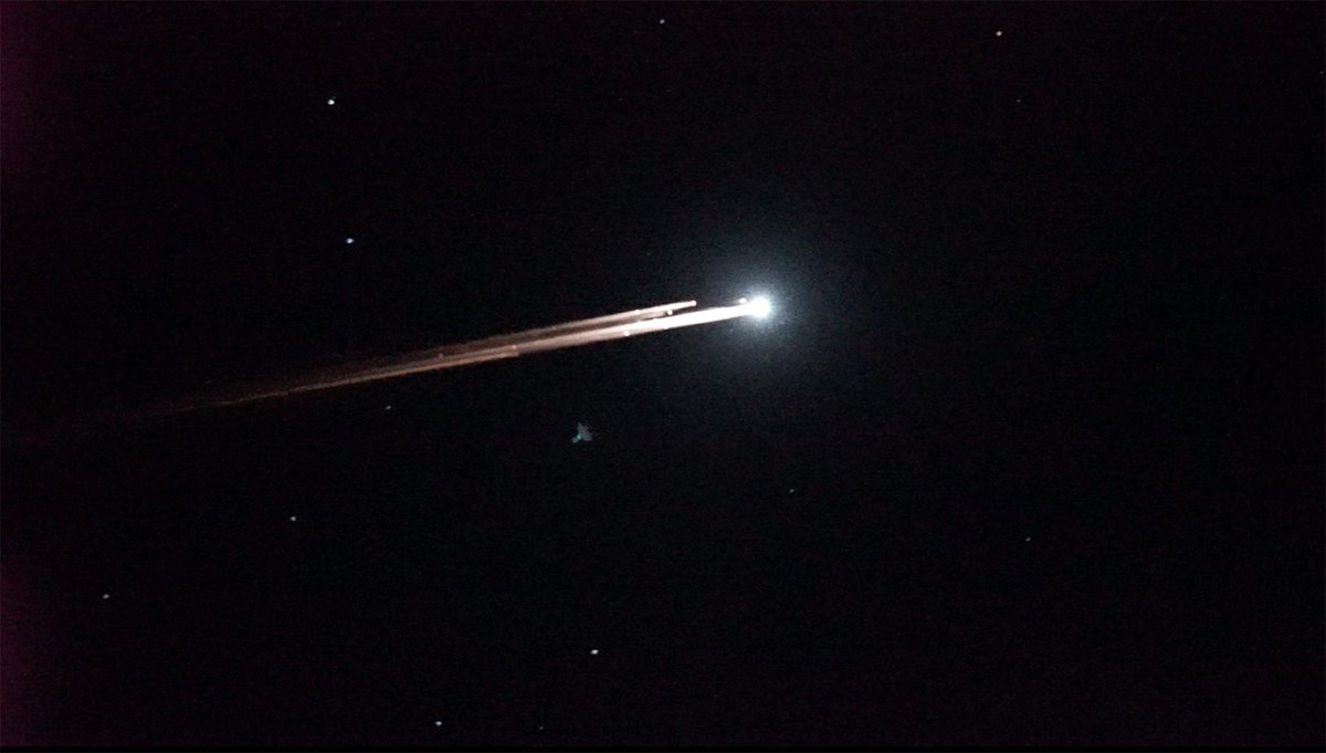 CreativeLive's tweet photo. Last night our crew captured an amazing meteor @CBSLA @KTLA @nbcbayarea @FOXLA @KTVU Watch: https://t.co/llu9JzKRVF https://t.co/Y80QjE52gJ