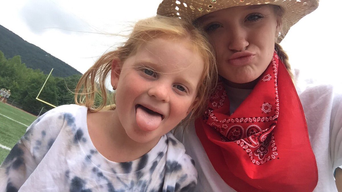 garrisonlauren5's tweet photo. I love my little cattlebattle💓💓 https://t.co/NJ9klm2ky9