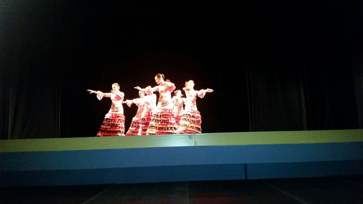 ParlaEsTaurina's tweet photo. Primeros compases del Acto Cultural Taurino de la Presentación de la Feria y la II Fiesta de la Cultura Taurina 2016 https://t.co/yHb6CzPsmn