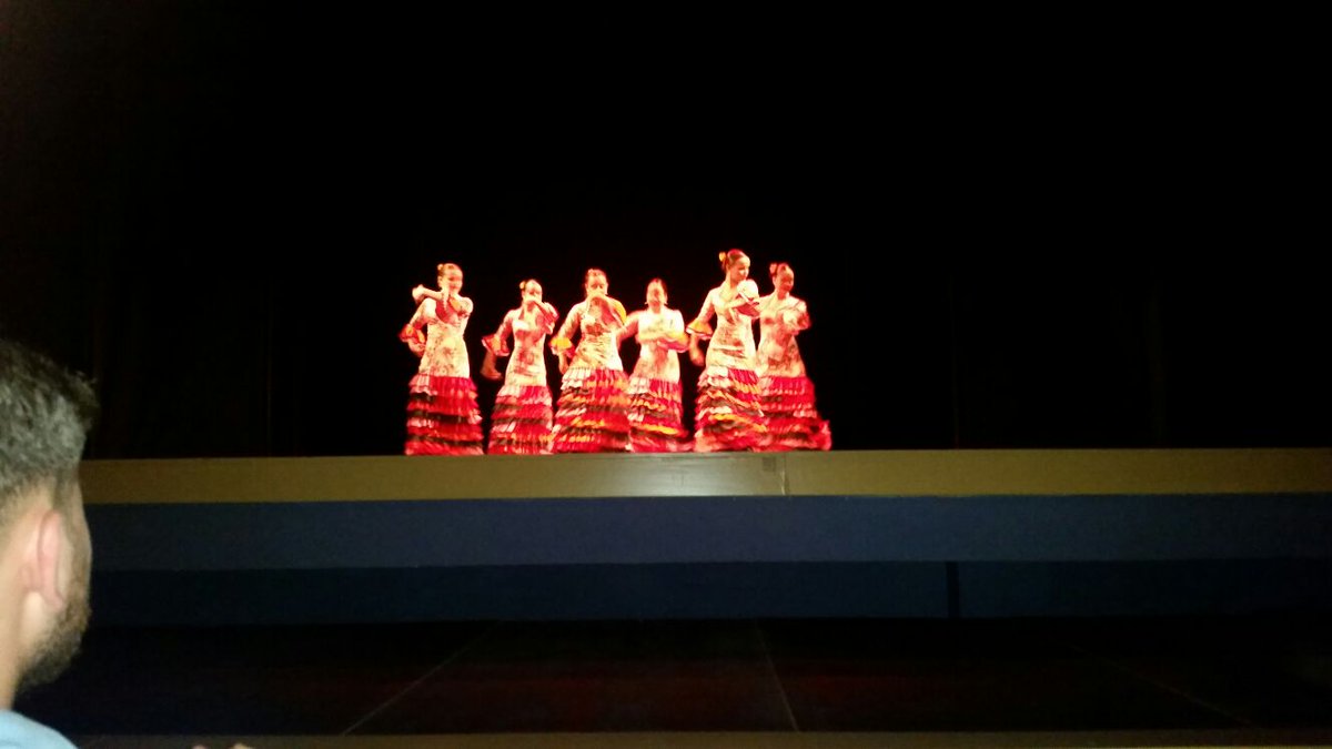 ParlaEsTaurina's tweet photo. Primeros compases del Acto Cultural Taurino de la Presentación de la Feria y la II Fiesta de la Cultura Taurina 2016 https://t.co/yHb6CzPsmn