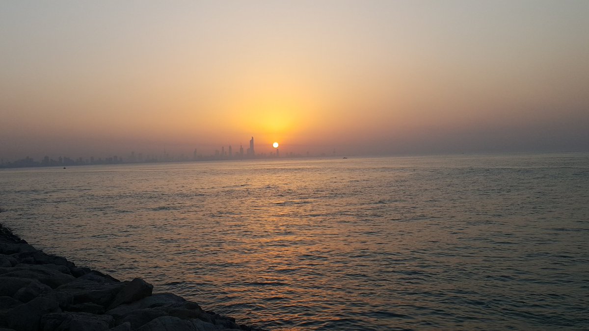nalreiahi's tweet photo. #What_Do_You_See
#sunset
#Kuwait
#Scicenterkw https://t.co/FCc4GC7O40