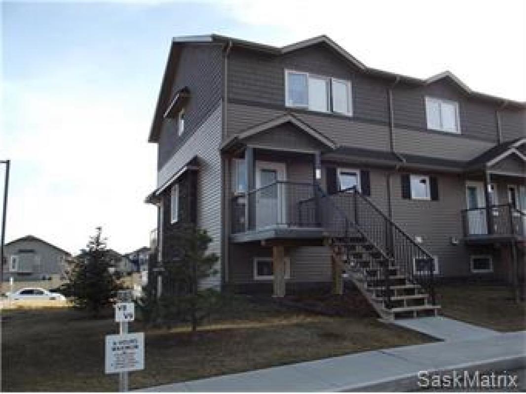 TomkewichDwayne's tweet photo. Do you know someone looking for a great #property in #Saskatoon?  https://t.co/saTkT1uj8W #realestate https://t.co/OHnRh234gf