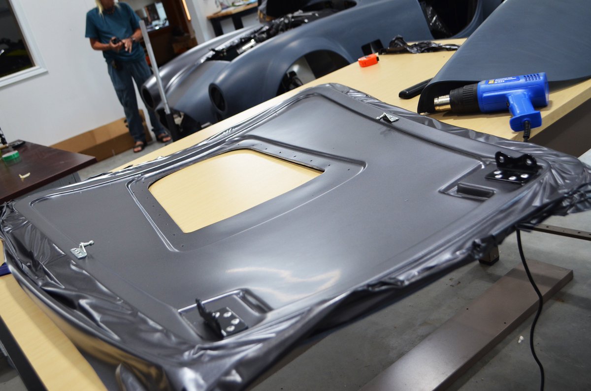 ProWraps_ca's tweet photo. Almost half way done our #supersecret project! #WrapYourRide #3MWraps #1080Wraps https://t.co/7WdZQxzWaC