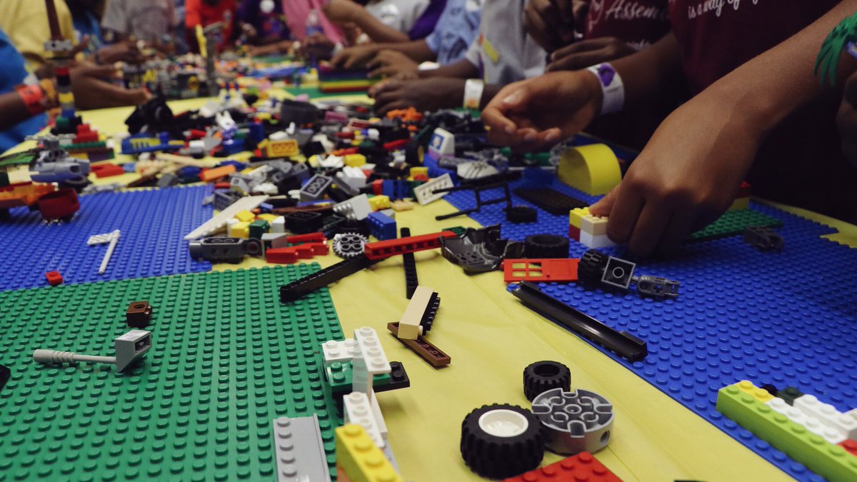 HOCMC's tweet photo. #HOCMC had youth participate in a great #STEM event, meet a diverse group of leaders & challenge their creativity! https://t.co/QyNH4BB5fu