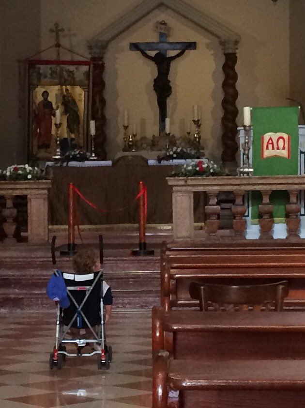 SrgreTweet's tweet photo. Beautiful cathedral in Corfu town https://t.co/EI7h7j03PM