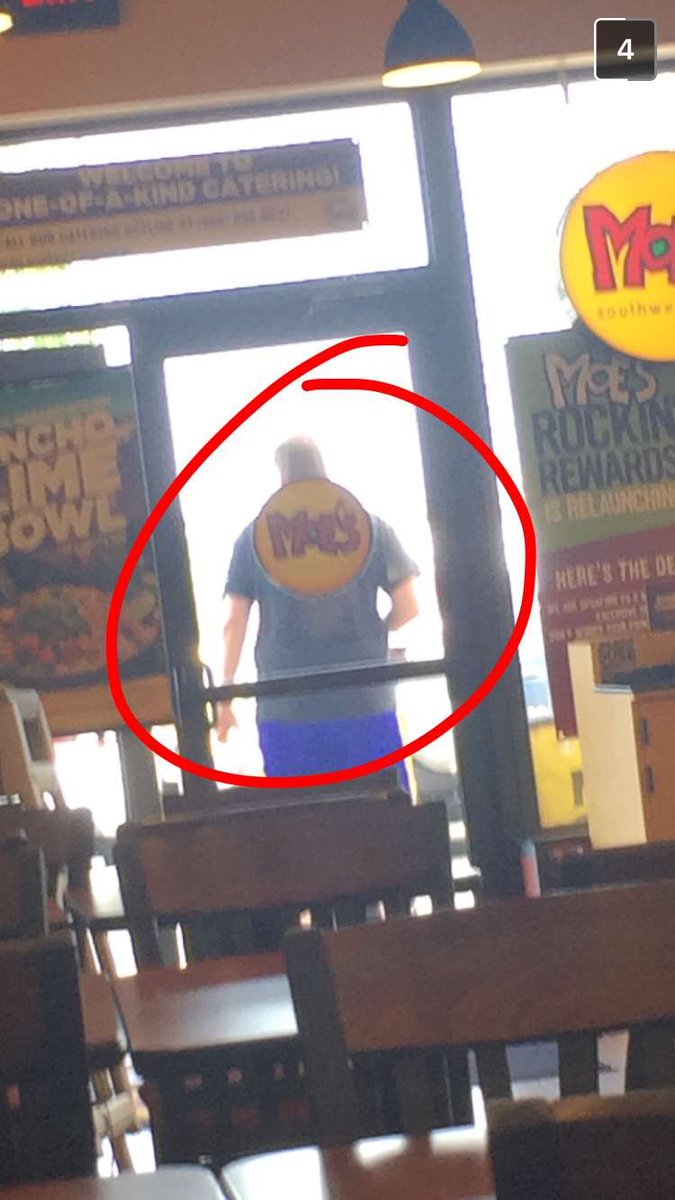 Bro someone just snapchatted me leaving Moes
