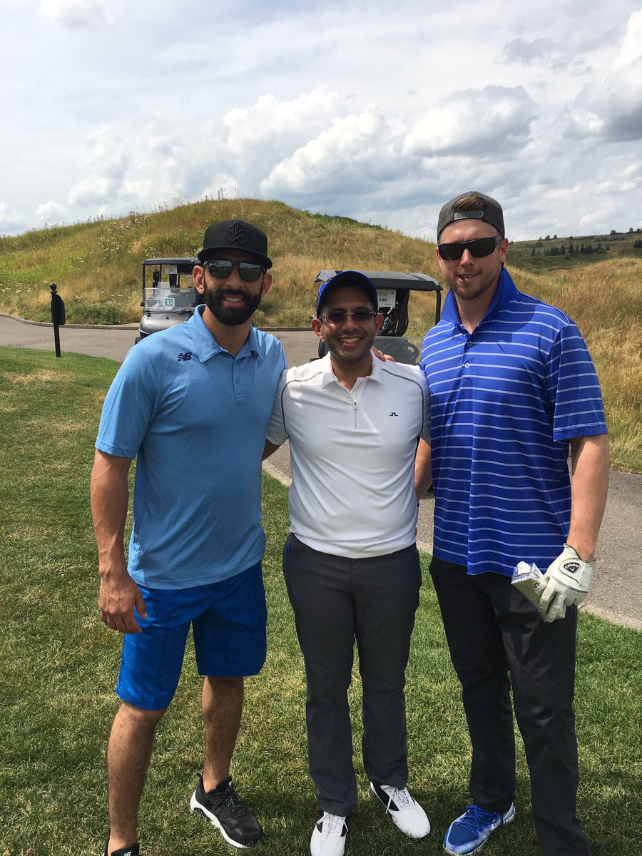 prasher_raman's tweet photo. Having a great afternoon here at the #JoseBautistaGolfClassic w/ @Joeybats19
&amp; Justin Smoak! @BautistaFund https://t.co/Zok4bq9MqU
