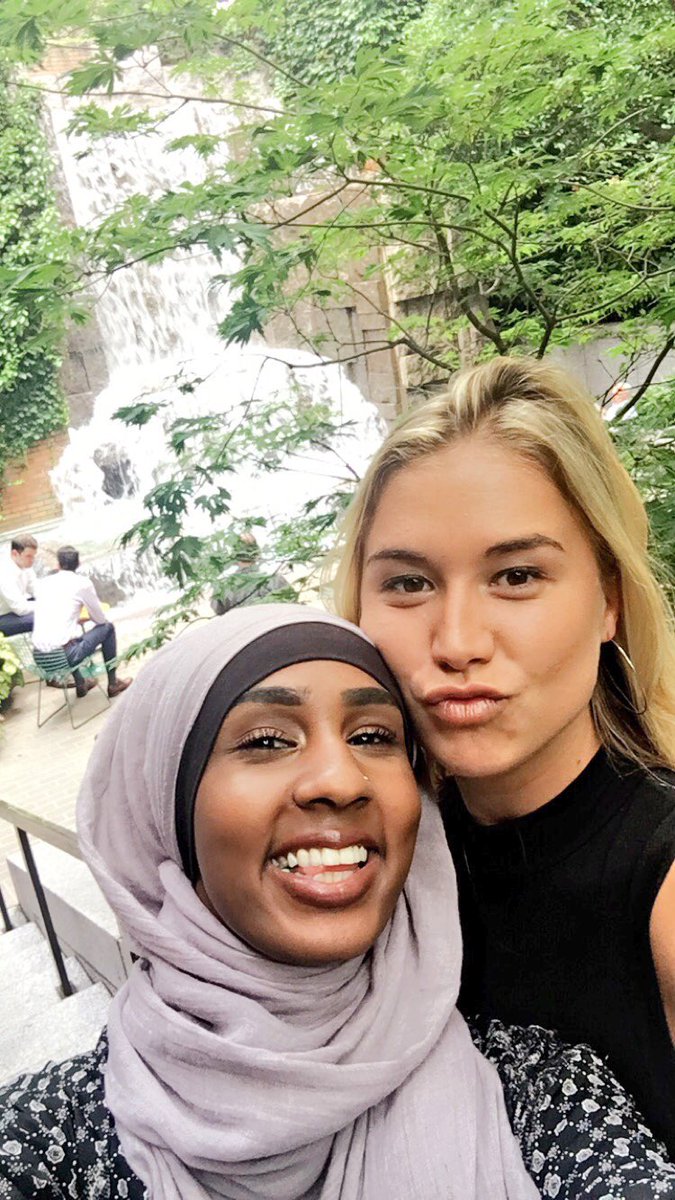 ezzzzzyyyyyyy's tweet photo. Selfie at the waterfall #MMCHUNT #MMCSUMMER https://t.co/WTDC55KtHo