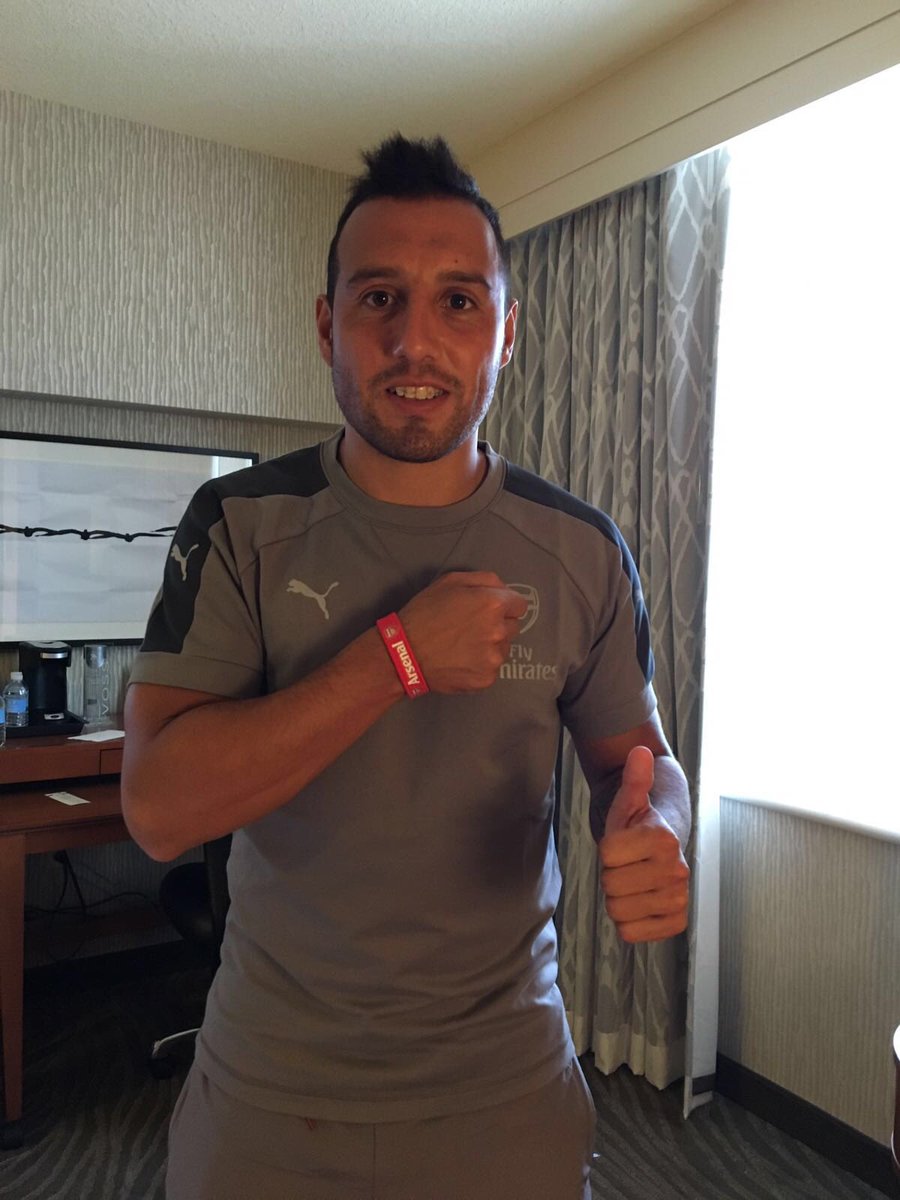 19SCazorla's tweet photo. "Looking cool with the new official Arsenal wristBandz! #truefanzwearbandz" https://t.co/VEDeThjUbk
