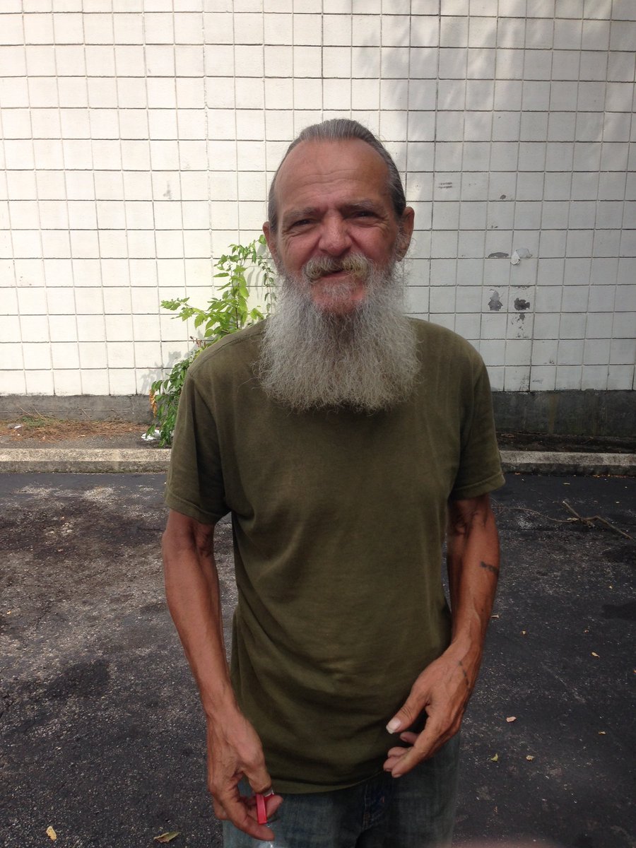 VirtualPoet's tweet photo. Fun @DMV ha, smartman askd 4 dollar 2 washcar &amp;talkd He:We bomb &amp; rebuild, mk $ both ways &amp; spend what I need 4food" https://t.co/ydhcMpGeyC
