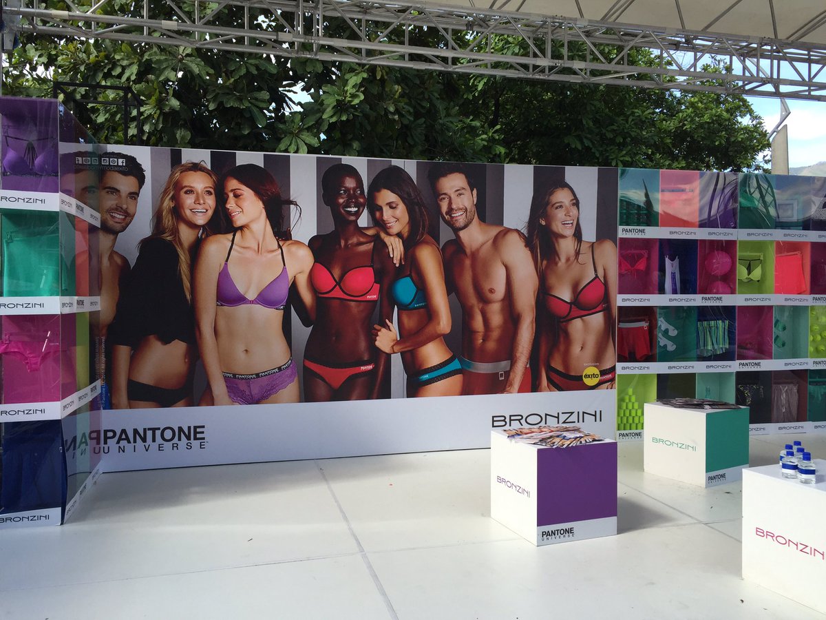 Grupo_Exito's tweet image. #Bronzini presente con su color y frescura en #Colombiamoda2016 #SoyModa