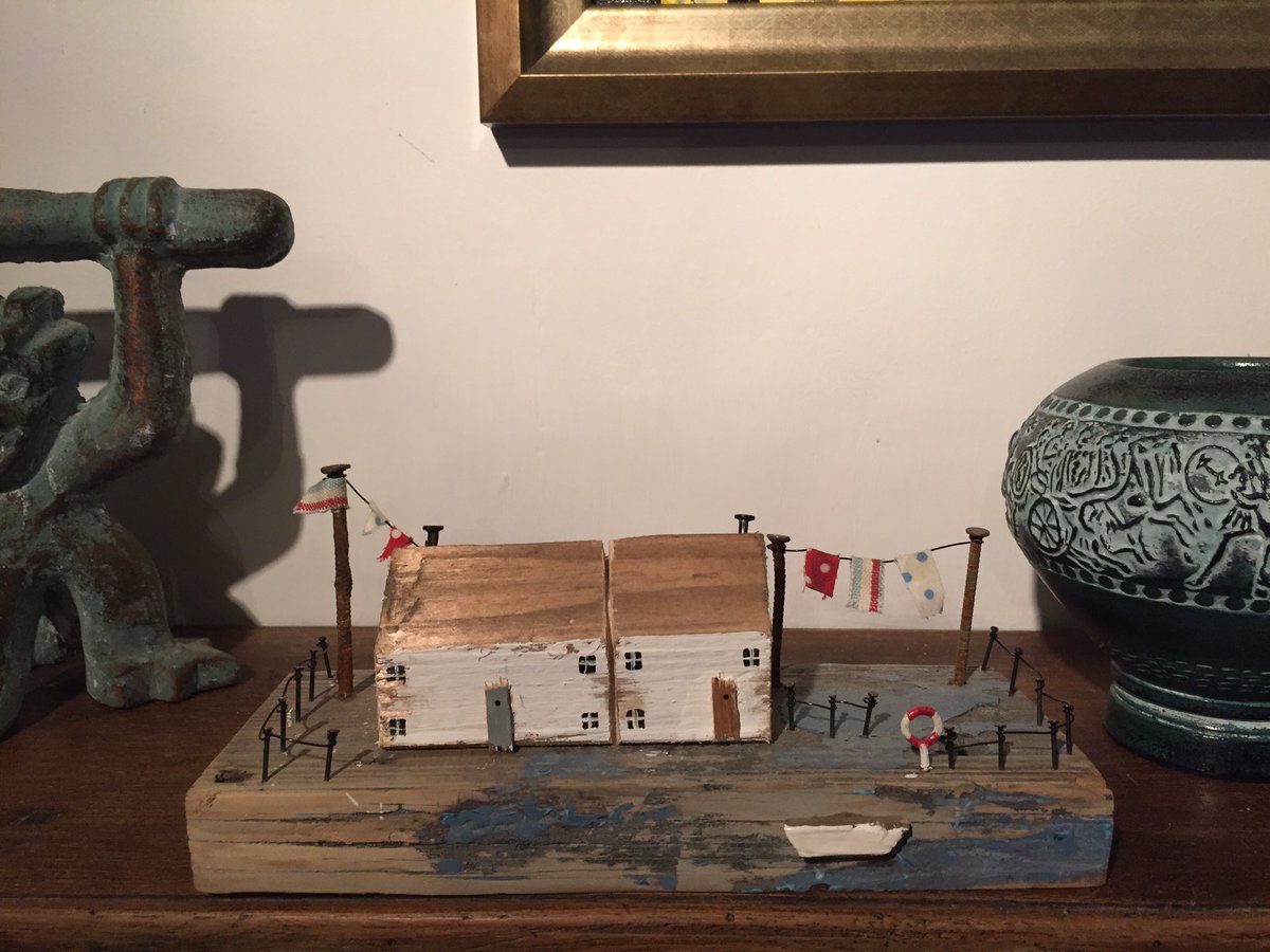 ArtyPulp's tweet image. love your work:-)I bought this little piece about 20 months ago. Do you think it is one of yours?