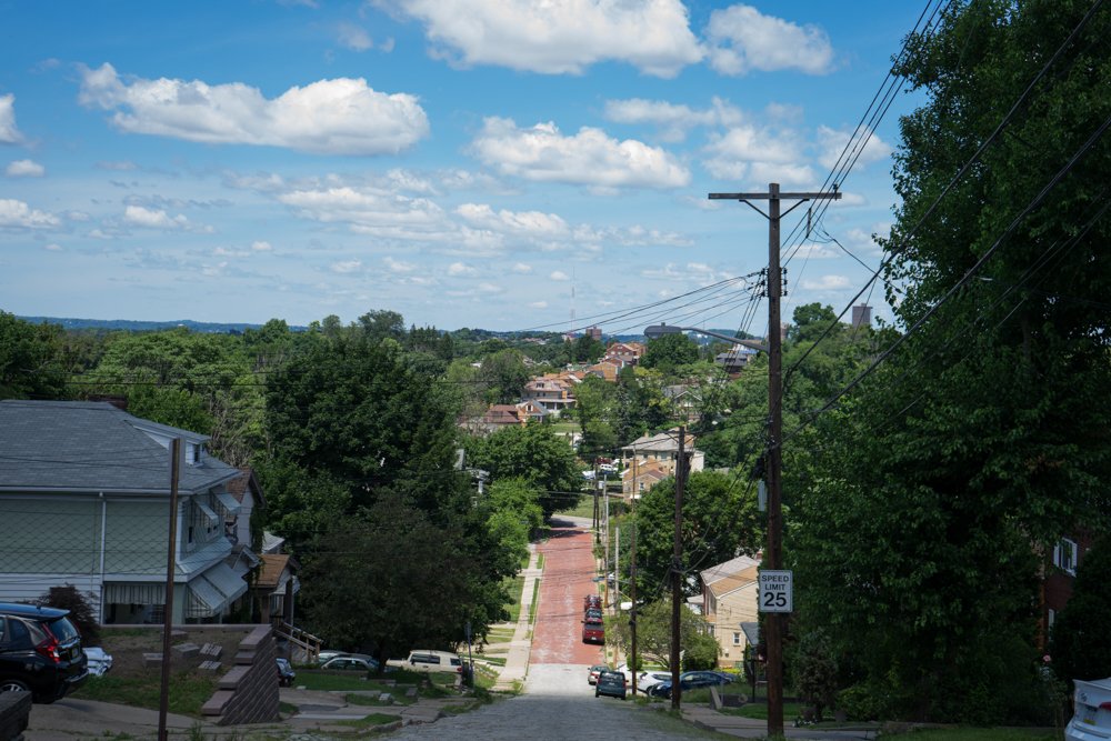 NEXTpittsburgh's tweet image. Beechview's Hell on Hills 5K promises to be hell on heels. And soles. And calves... bit.ly/2a8R4RU