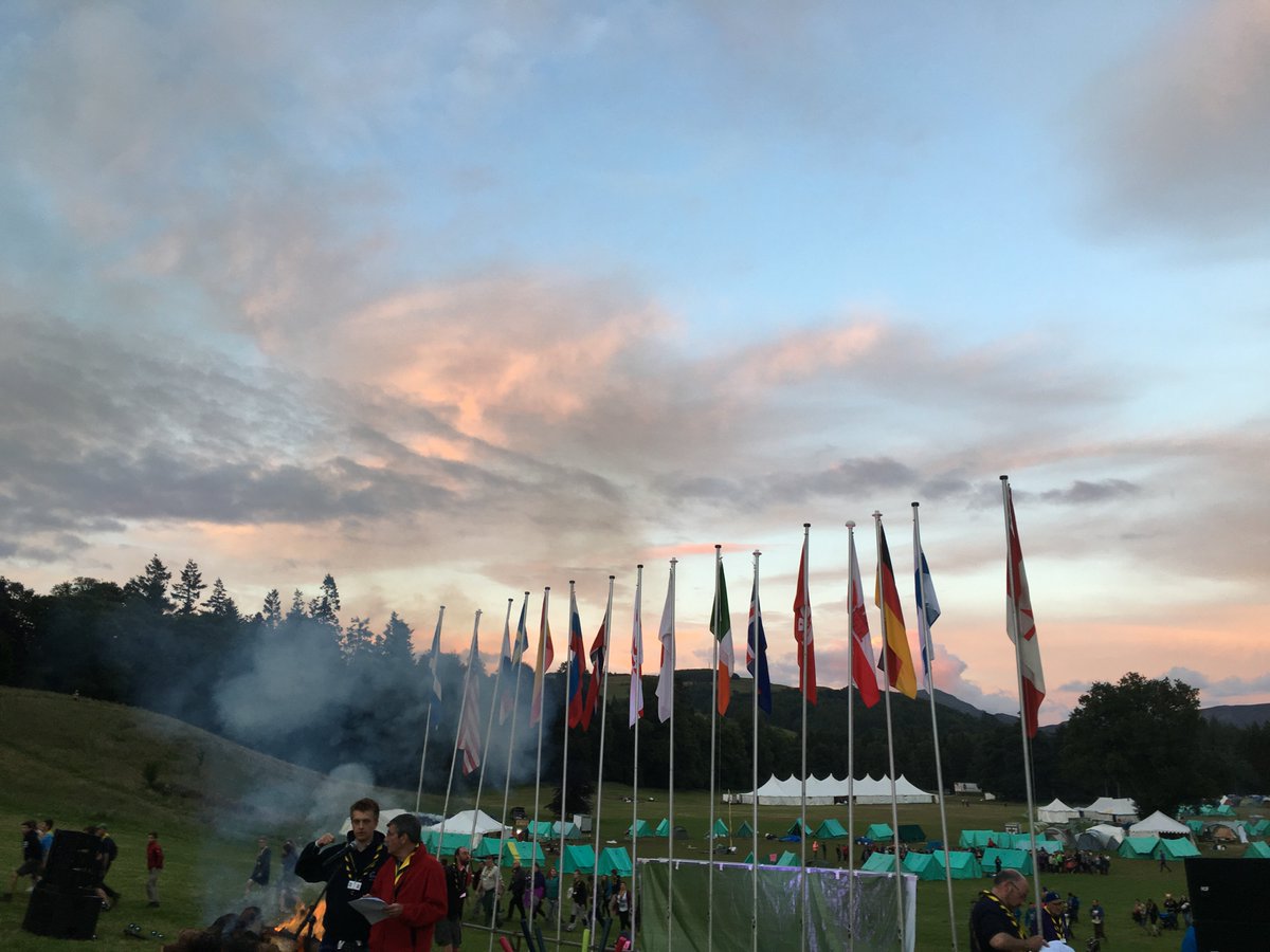 BAJamborette's tweet photo. The perfect evening for a closing campfire #blairatholl2016 #sky https://t.co/eUqPxj6Kpd