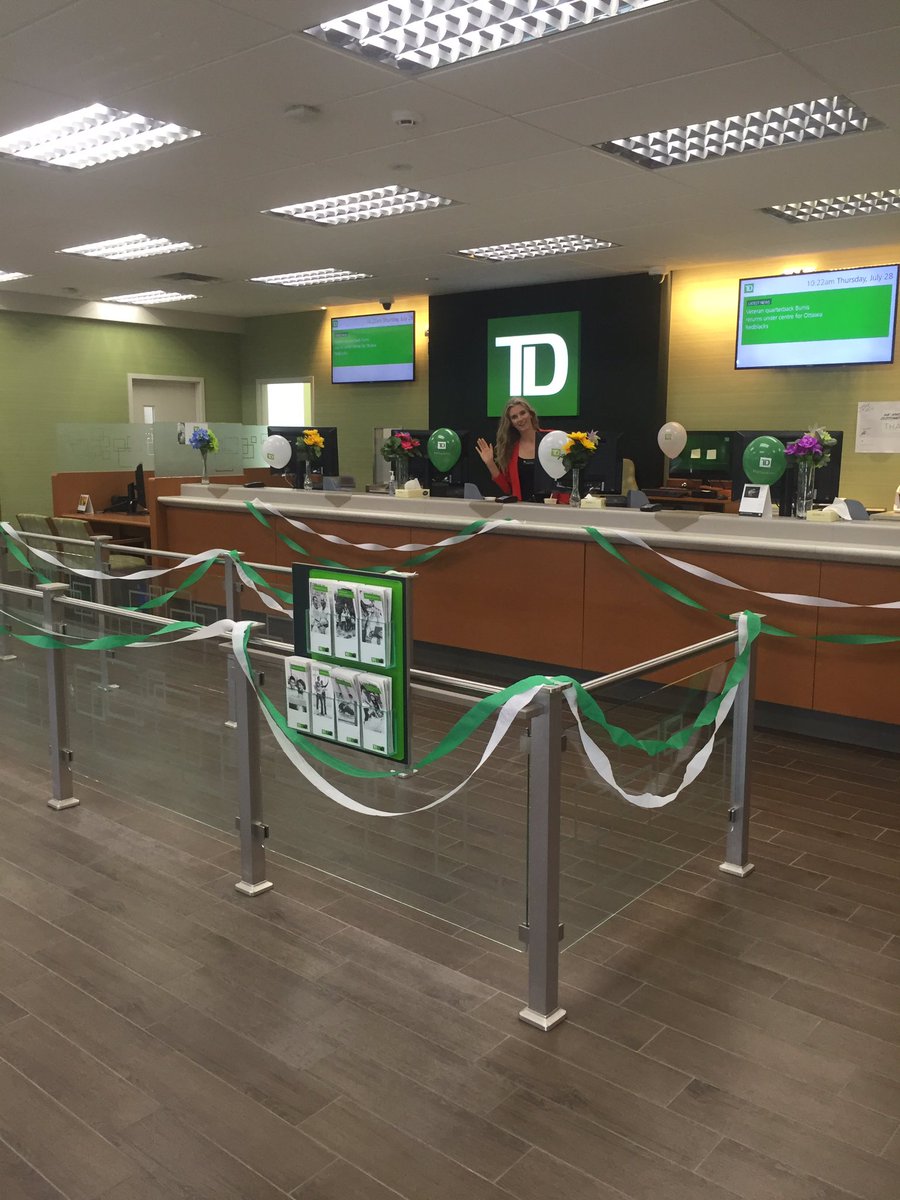 SetonTd's tweet photo. Having a great customer appreciation day here at seton! #htww1 @rkaria24 @SeanHopkinsYYC @BrianGervais_TD https://t.co/iKhry6GDYH