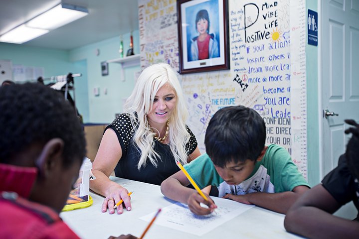 Megan O'Neil tweet media