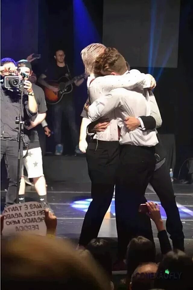 calaiswag's tweet photo. OBRIGADA NATHAN https://t.co/BnR1llCJU0