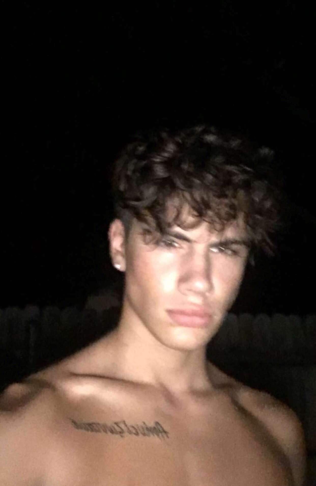 Aaron Fuller on Twitter: "My sister and I look alike ok https://t.co