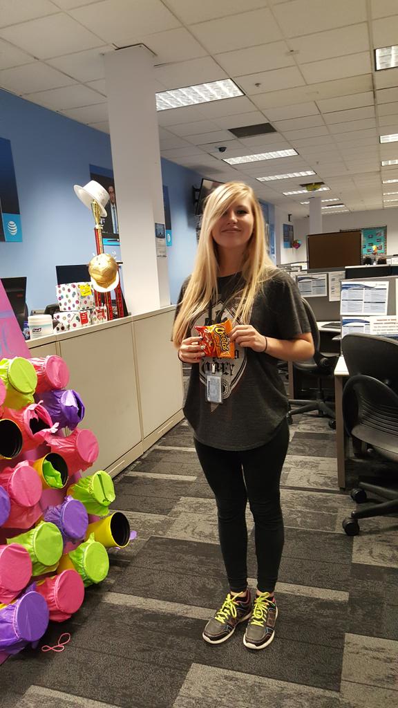 colleen03031006's tweet photo. Day shift Sales Punch week 2!! #tpusa #ogden #teleperformance #freestuff https://t.co/fAGnctVkTz