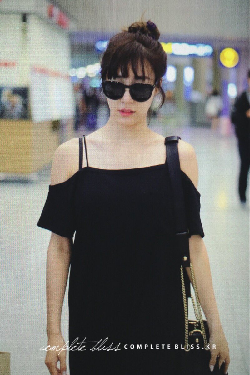 [PIC][29-07-2016]Tiffany trở về Hàn Quốc vào sáng sớm nay CofCIJCVMAACvqs