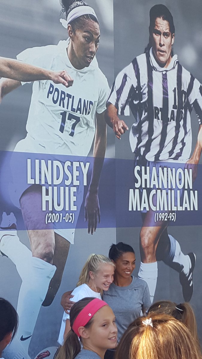 PortlandWSOC's tweet photo. Was a great day today with #legend Lindsey Huie bringing her youth club teams on campus for a tour! #UPforLife https://t.co/HaSYLAy7Qt