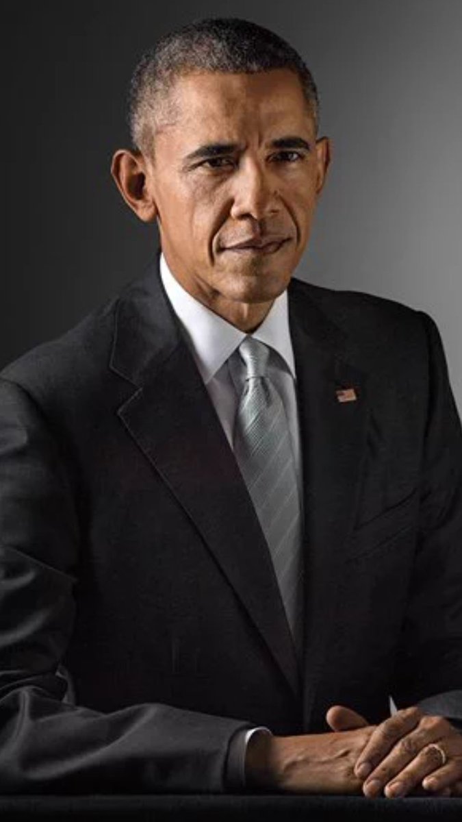 BamaJayHayes's tweet photo. #ThankYouMrPresident #ThanksObama #PresidentObama #ObamaHug #DemsInPhilly #DemConvention #NeverEverEverTrump https://t.co/olREN26Jam