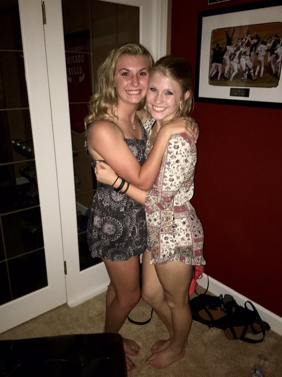samholmbbberg's tweet photo. HAPPY BIRTHDAY @paytonnn_2 β€οΈβ€οΈβ€οΈ #chillwitit https://t.co/wWvGUar26g