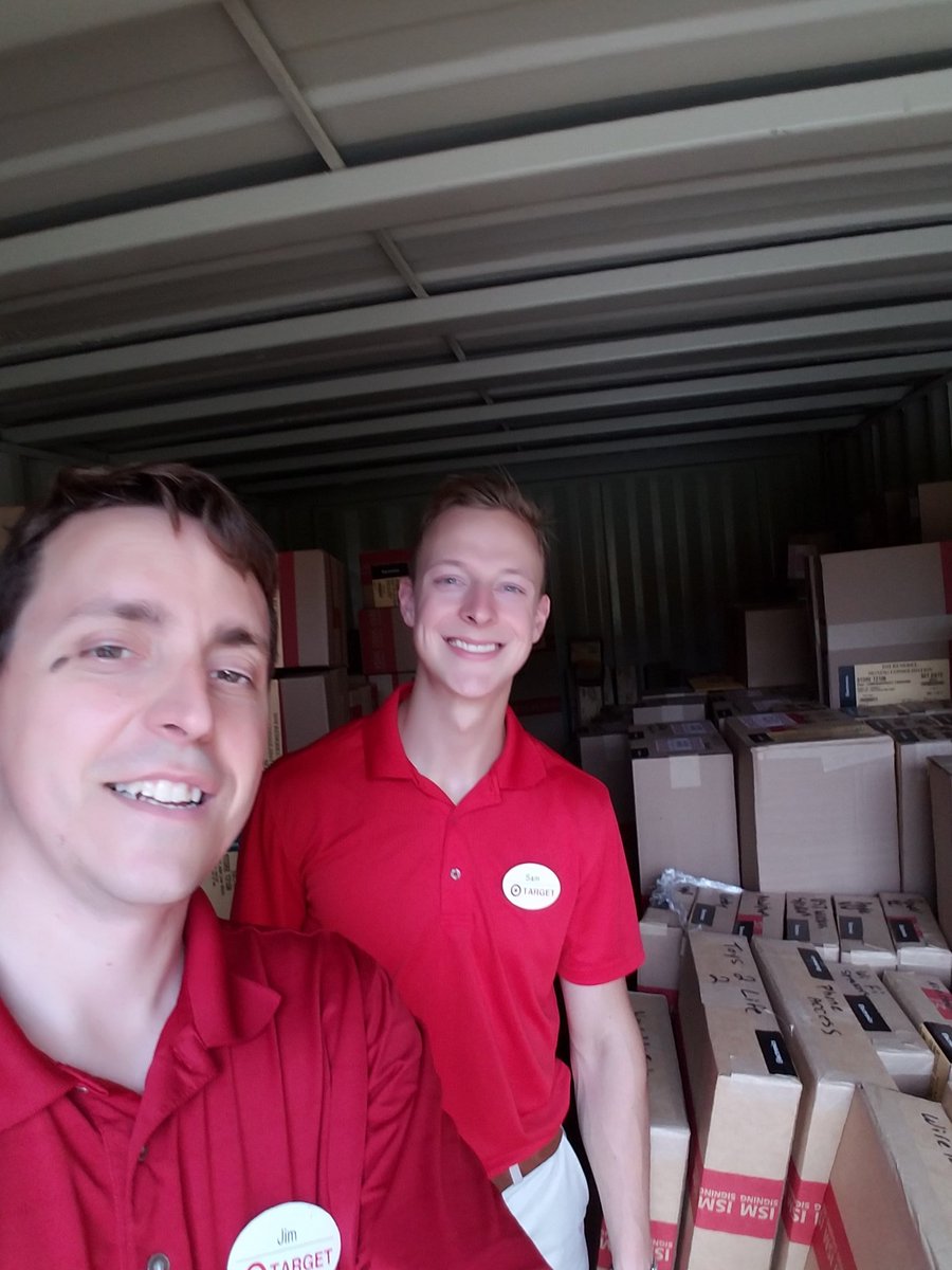 jmthoms's tweet photo. #t2106RemodelFun #GetItReady @FitchburgSteve @domcolosimo https://t.co/UWNObWlf8f