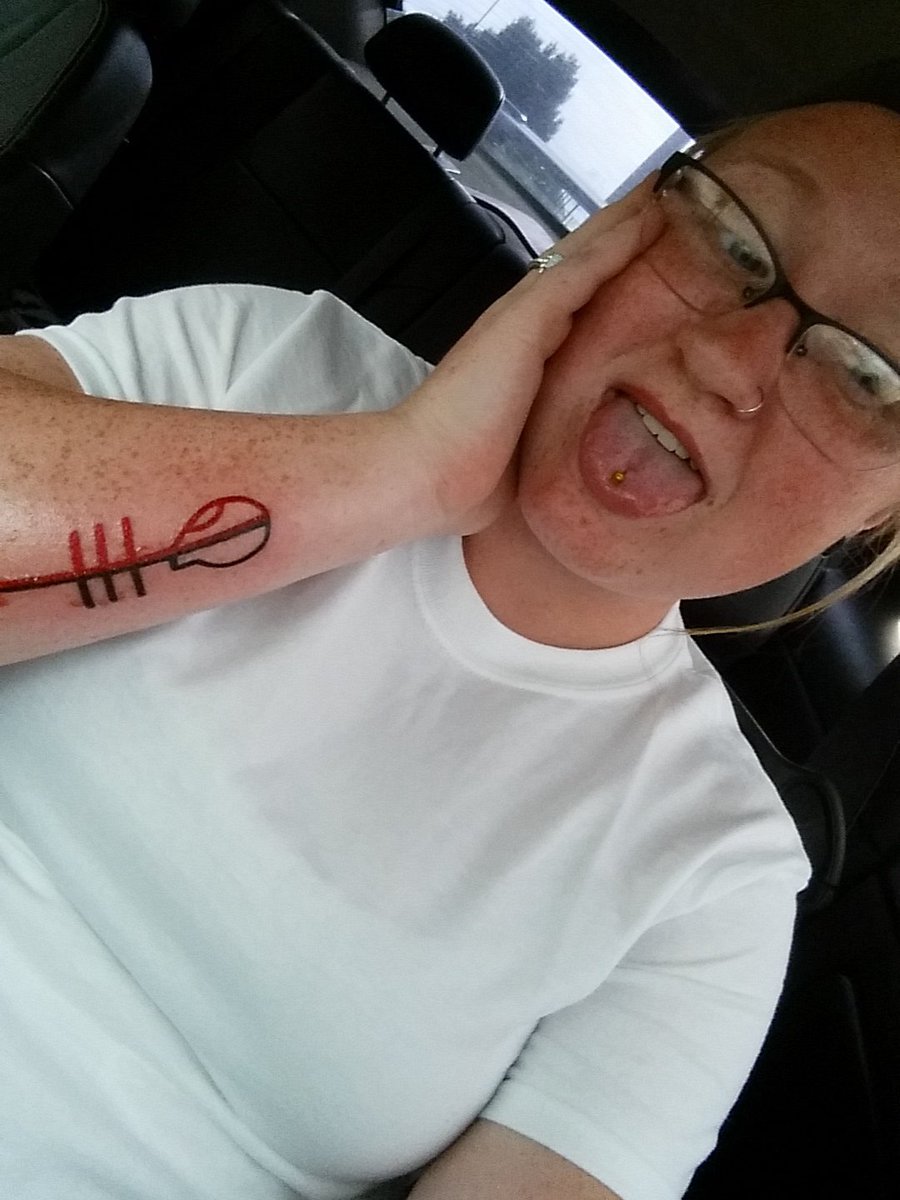 Calison12's tweet image. Concert ready!!! New tat! Love it!! Always a reminder for what they did for me. #GoTOP @BDandG963 @Go963MN
