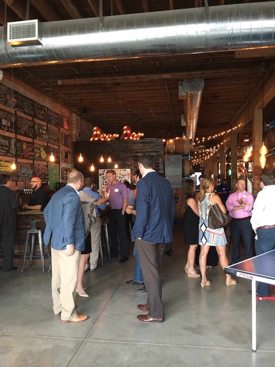 TEXOAssociation's tweet photo. AWESOME night of networking @ The Collective Brewing Project in Fort Worth!
#TEXOassociation #NetworkingIMPACT https://t.co/SWY6nfJnwD
