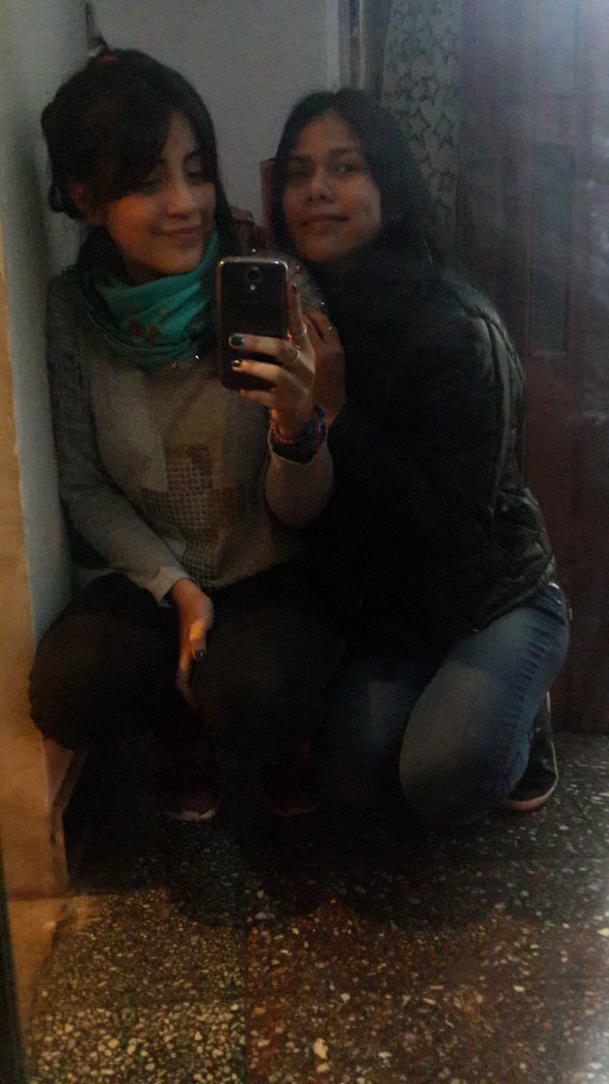 Agus_Spallone's tweet photo. Las amo, mi combo loco🎉💣💞 https://t.co/X8h3YUA731